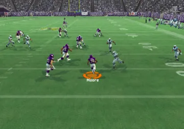 Madden NFL 06 screen shot game playing